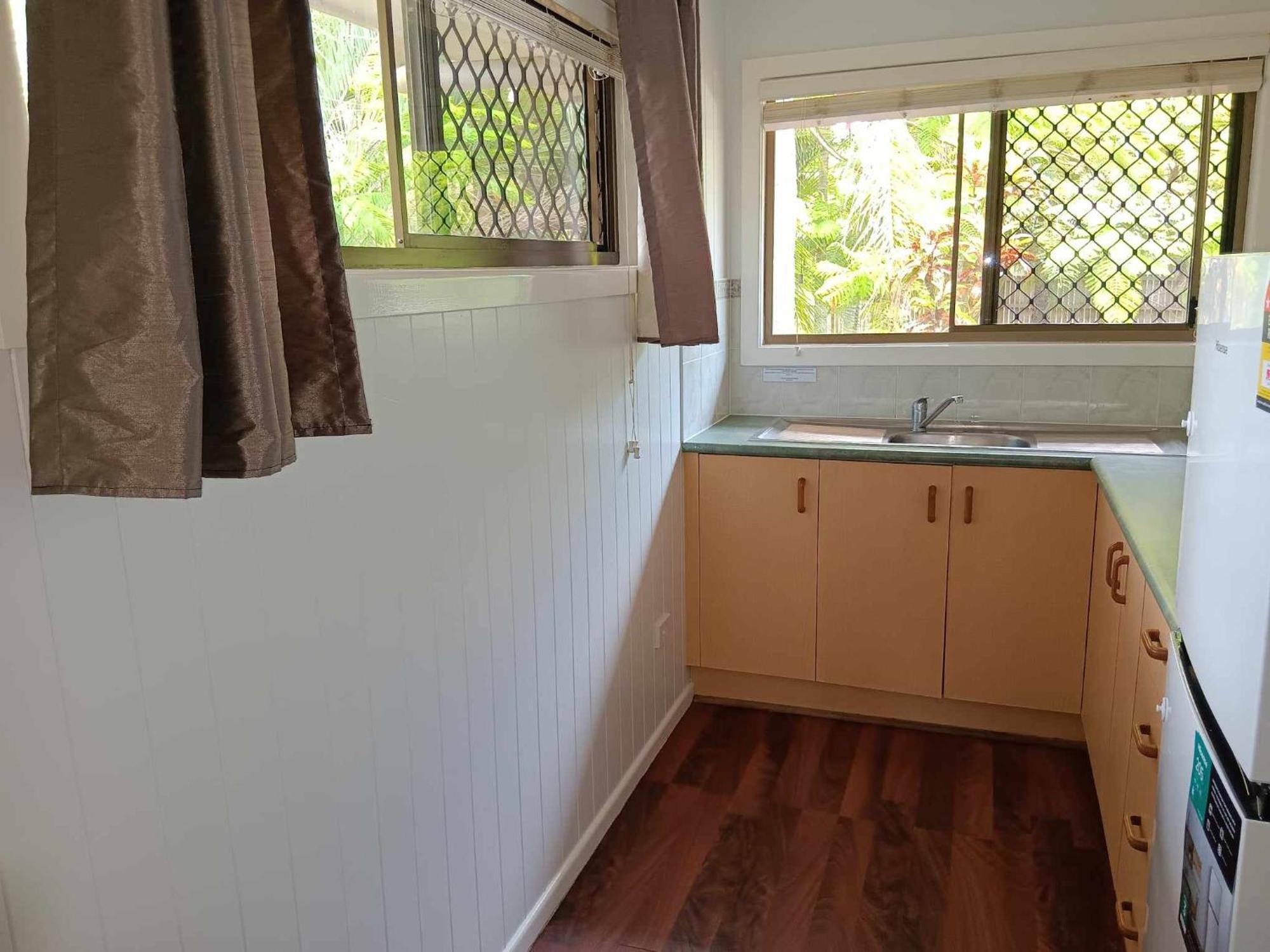 Sanctuary Lakes Fauna Retreat Urangan Exterior photo