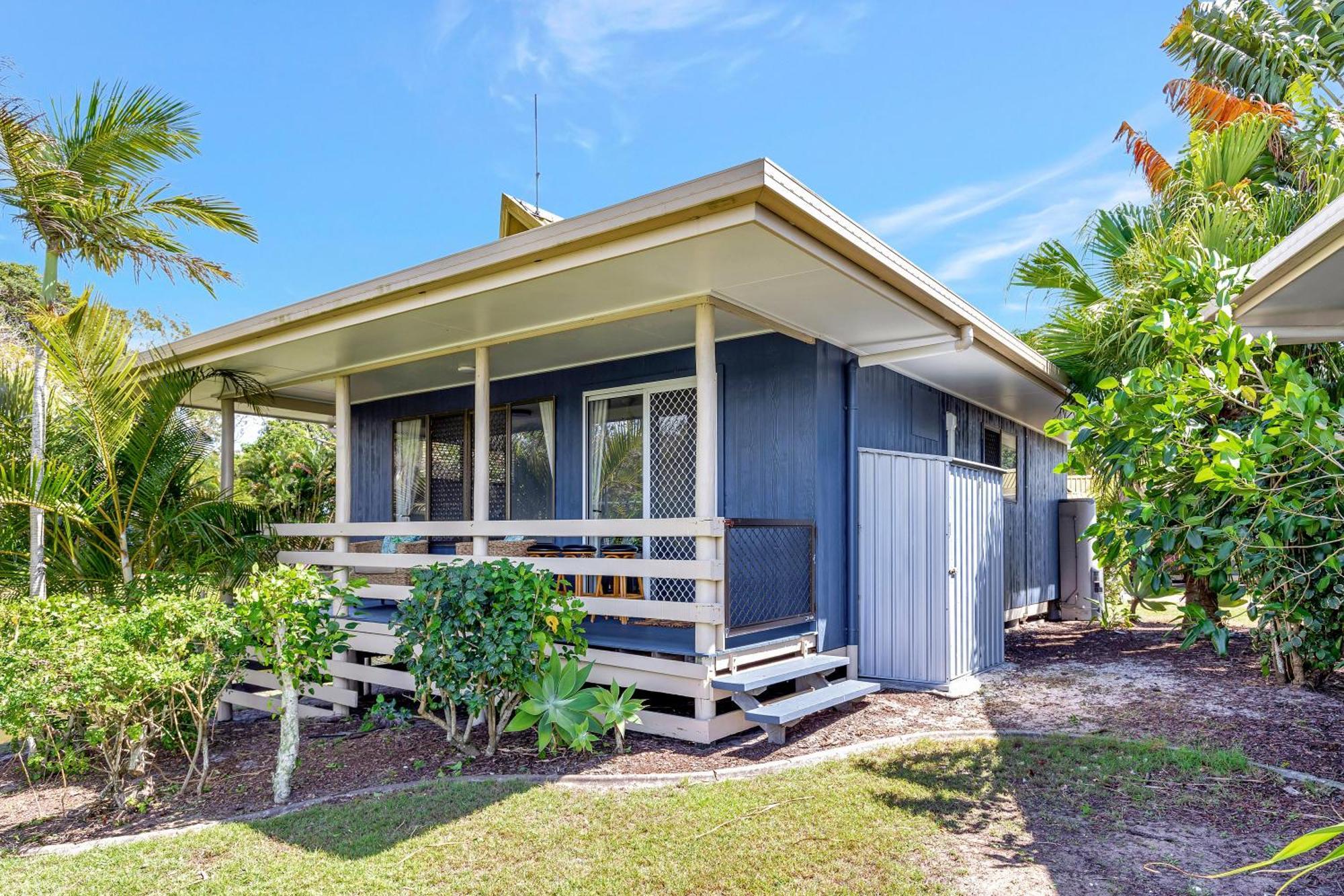 Sanctuary Lakes Fauna Retreat Urangan Exterior photo