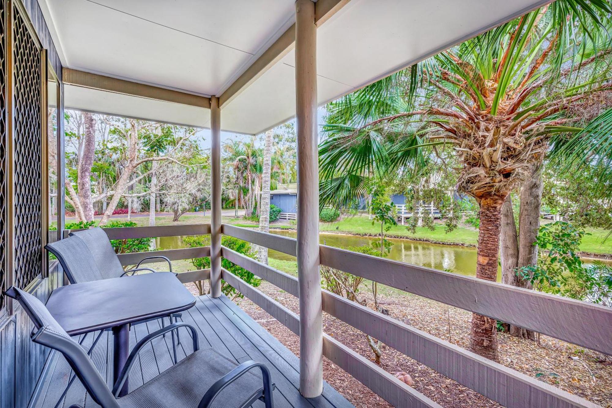 Sanctuary Lakes Fauna Retreat Urangan Exterior photo