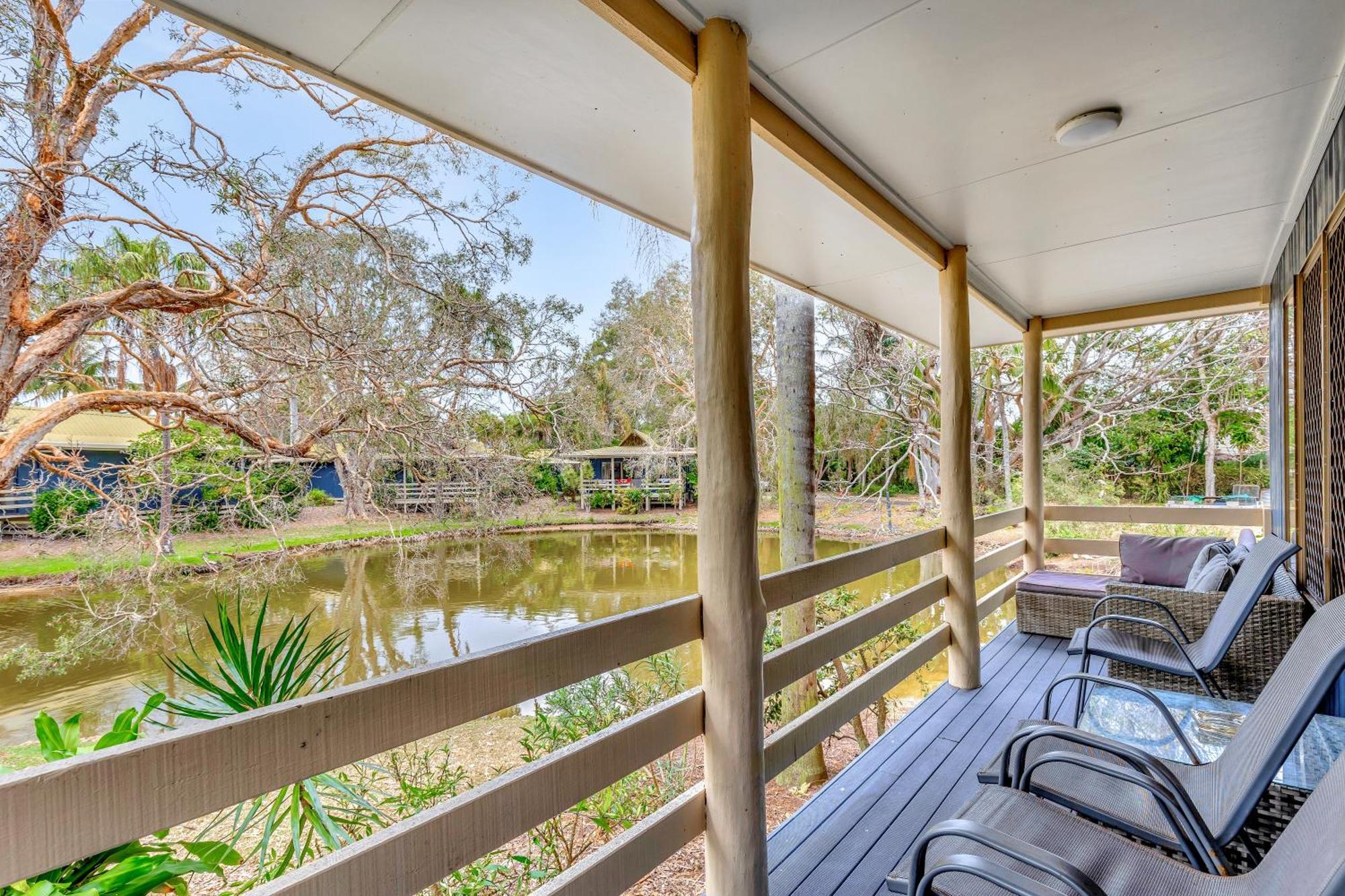 Sanctuary Lakes Fauna Retreat Urangan Exterior photo