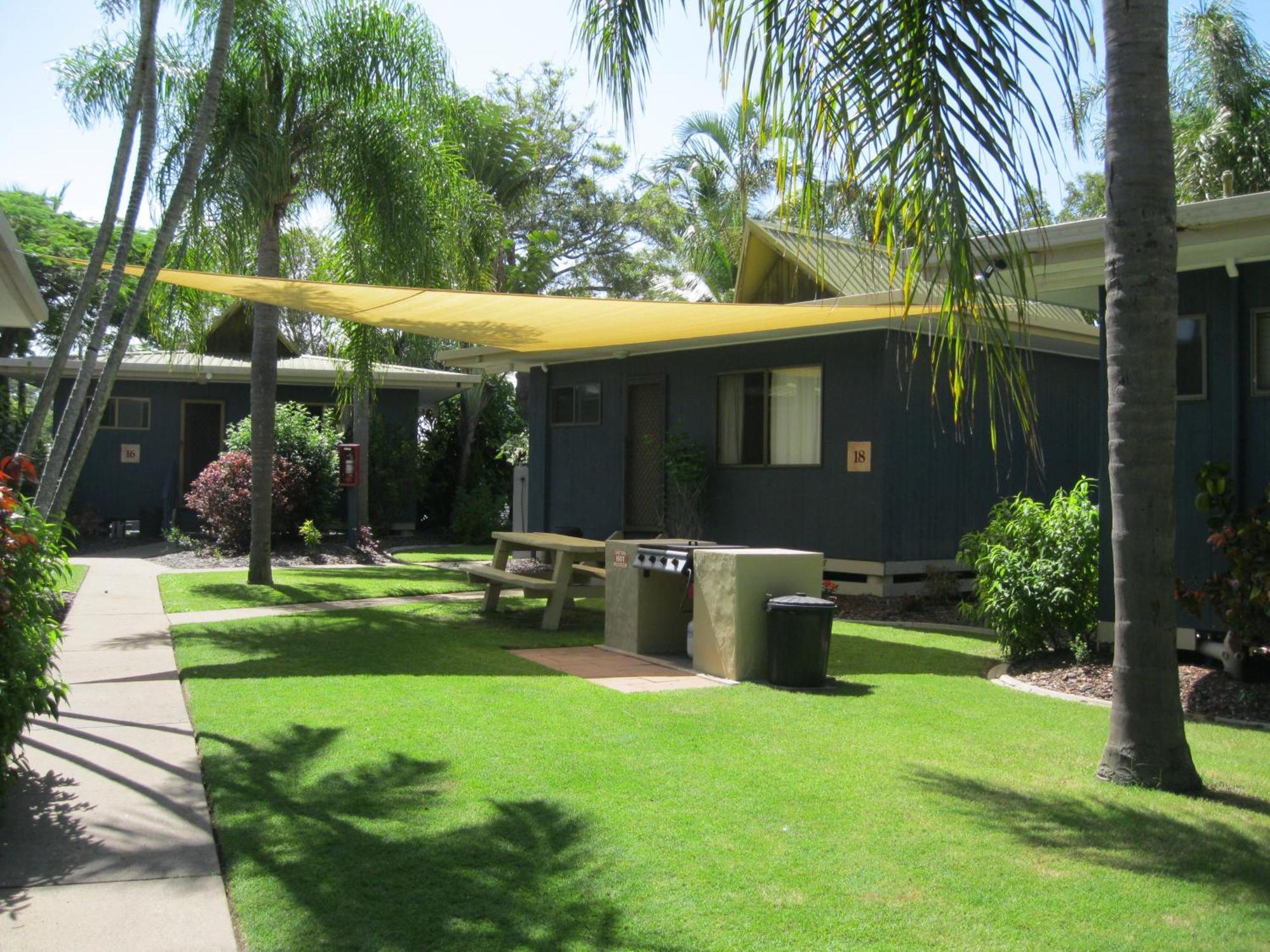 Sanctuary Lakes Fauna Retreat Urangan Exterior photo